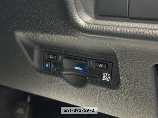 Toyota SIENTA 2023-07 7808997-4