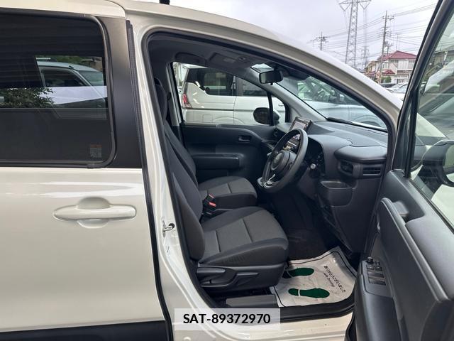 Toyota SIENTA 2023-07 7808997-7