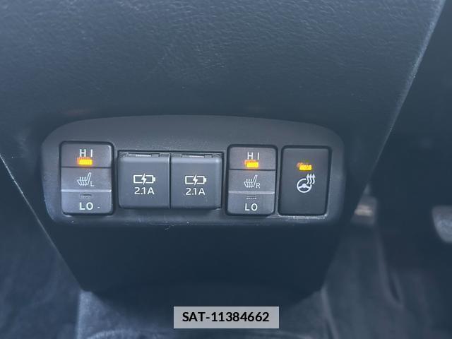 Toyota SIENTA 2019-03 7809045-13