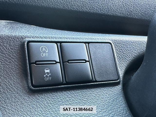 Toyota SIENTA 2019-03 7809045-14