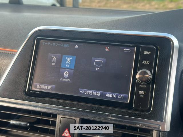 Toyota SIENTA 2016-10 7809047-7
