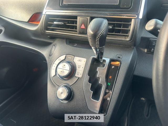 Toyota SIENTA 2016-10 7809047-9