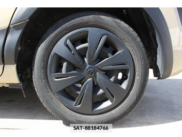 Toyota SIENTA 2019-10 7809432-17