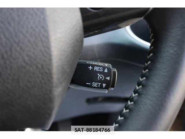 Toyota SIENTA 2019-10 7809432-6