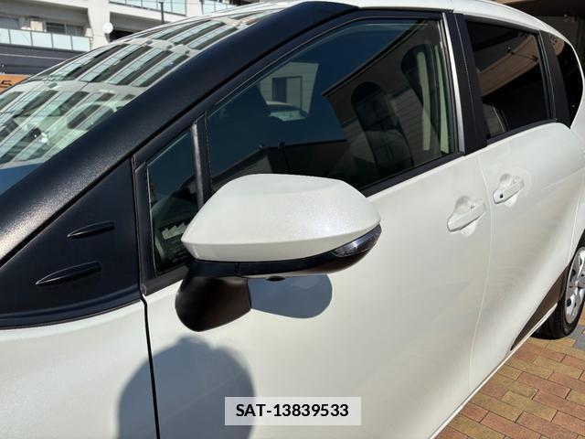 Toyota SIENTA 2020-06 7809582-12