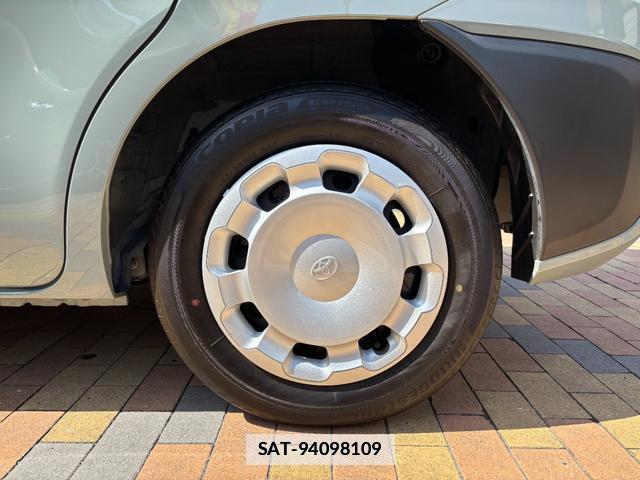 Toyota SIENTA 2022-10 7809583-16