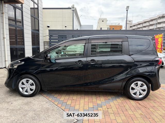 Toyota SIENTA 2018-10 7809585-9