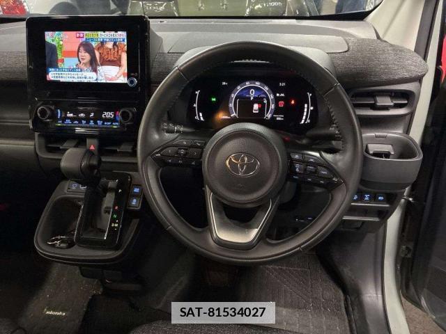 Toyota SIENTA 2022-11 7811156-2