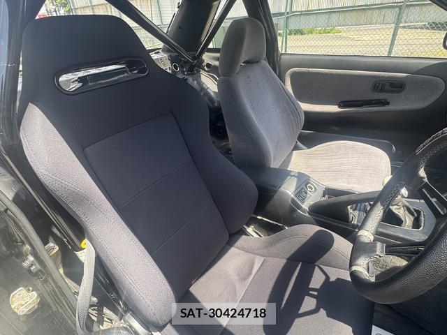 Nissan SILVIA 1992-04 7802366-10