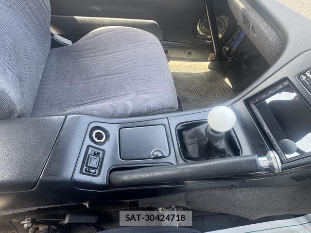 Nissan SILVIA 1992-04 7802366-12
