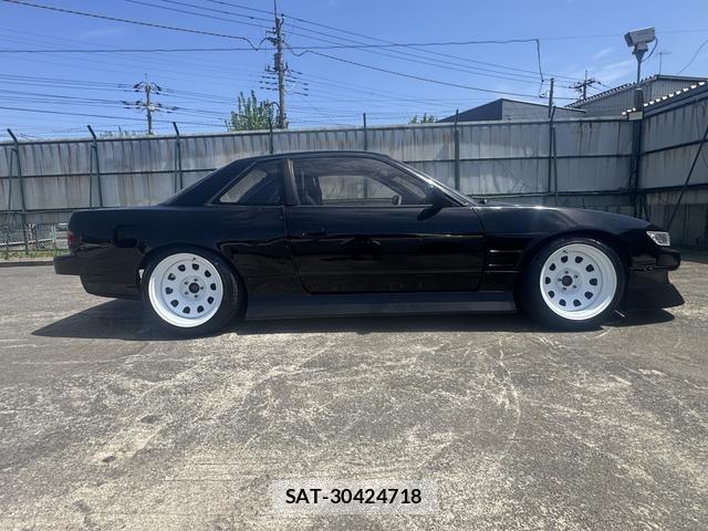Nissan SILVIA 1992-04 7802366-18
