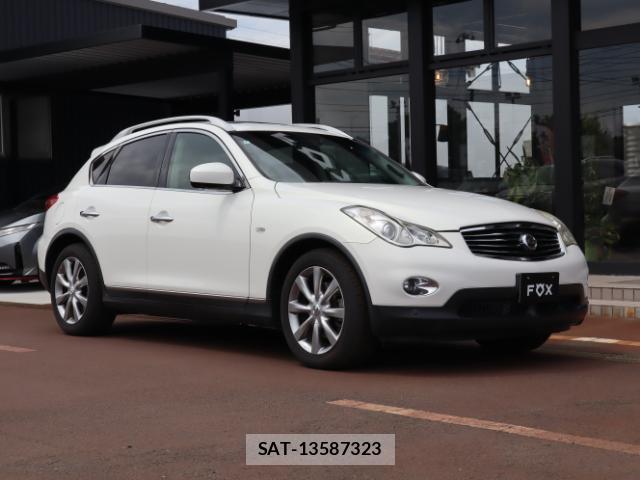 Nissan SKYLINE CROSSOVER 2012-07 7793355-13