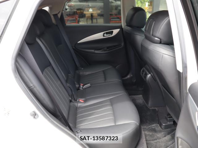 Nissan SKYLINE CROSSOVER 2012-07 7793355-5