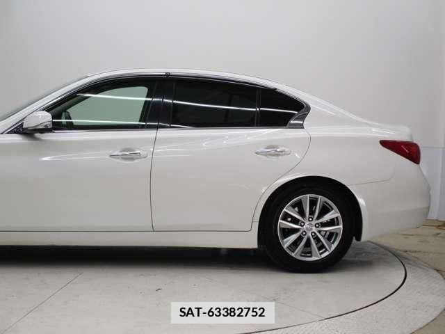 Nissan SKYLINE 2017-08 7795708-16