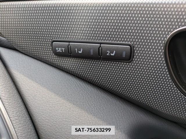 Nissan SKYLINE 2019-10 7797407-17