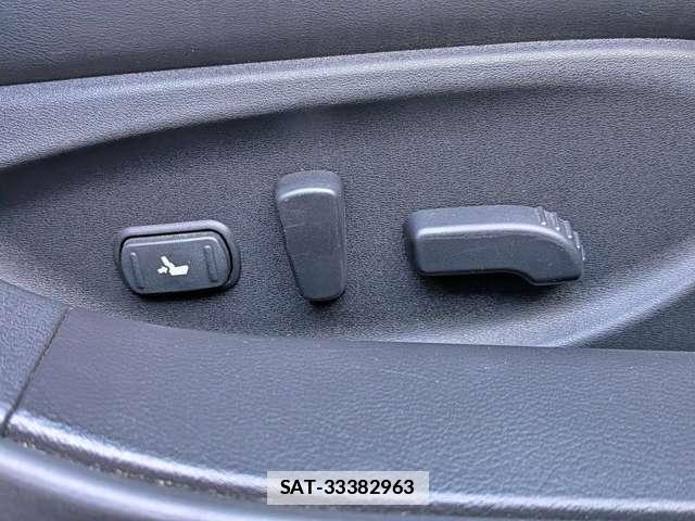 Nissan SKYLINE 2015-09 7803117-12