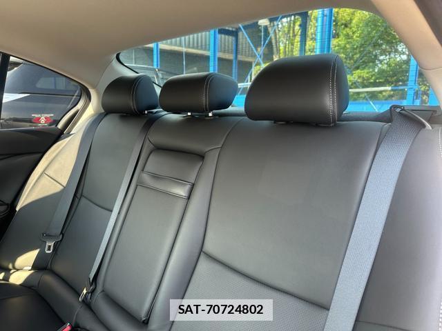 Nissan SKYLINE 2017-05 7803577-14