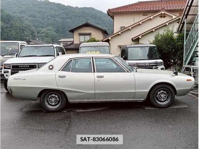 Nissan SKYLINE 1977 7803860-5