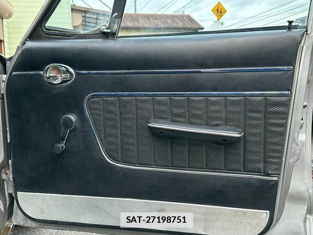 Nissan SKYLINE 1971 7803862-19