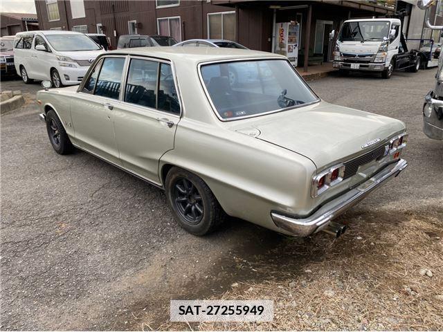 Nissan SKYLINE 1971-03 7804005-1