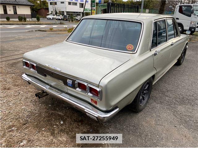 Nissan SKYLINE 1971-03 7804005-8