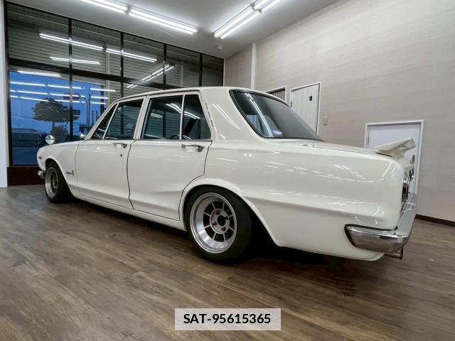Nissan SKYLINE 1971-11 7804006-3
