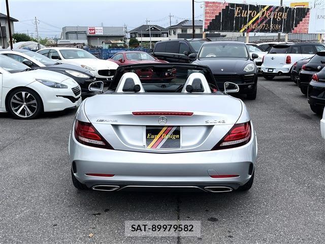 Mercedes Benz SLC 2016-10 7798239-1
