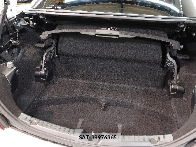 Mercedes Benz SLC 2017-10 7799580-6