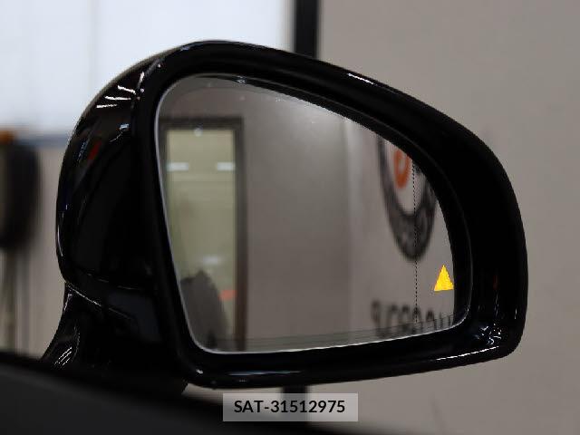 Mercedes Benz SLC 2017-10 7799581-8