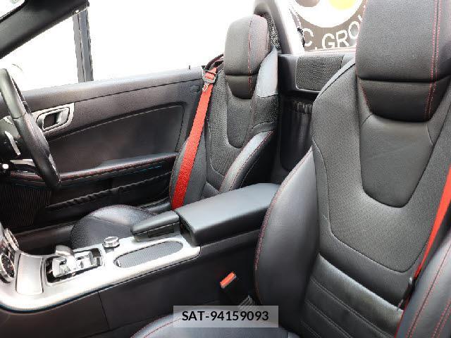 Mercedes Benz SLC 2016-06 7799582-4