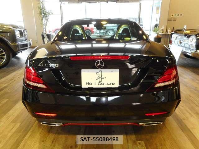 Mercedes Benz SLC 2017-11 7799816-3