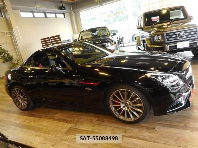 Mercedes Benz SLC 2017-11 7799816-5