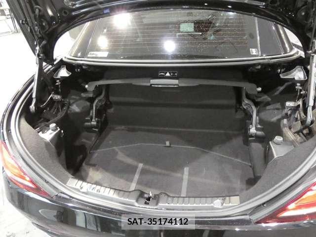 Mercedes Benz SLC 2016-07 7806122-17