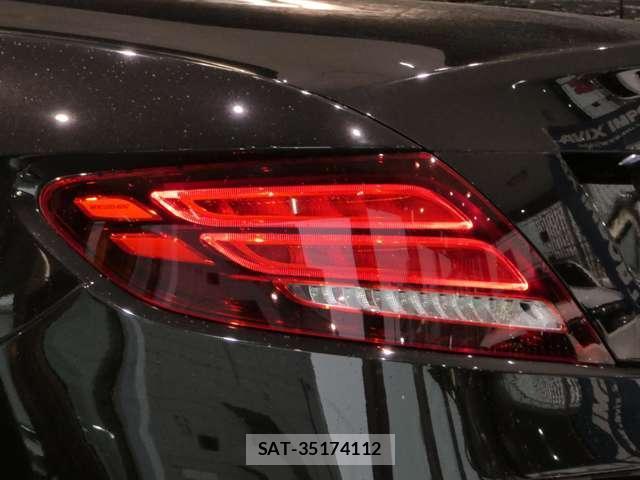 Mercedes Benz SLC 2016-07 7806122-4