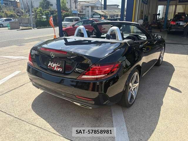 Mercedes Benz SLC 2017-04 7809662-13