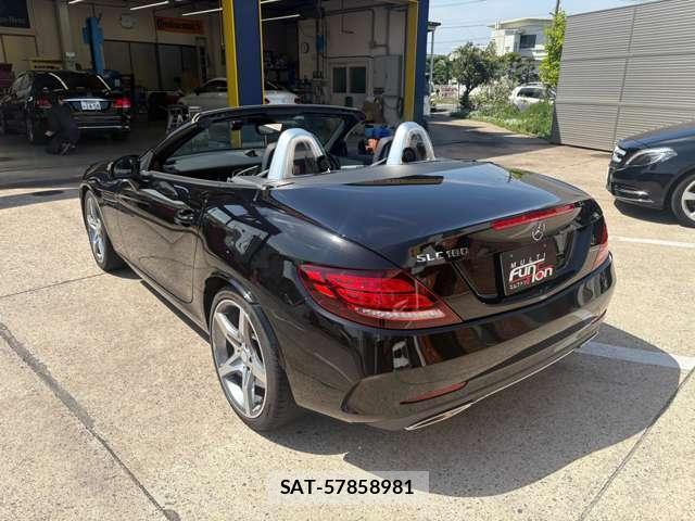 Mercedes Benz SLC 2017-04 7809662-14