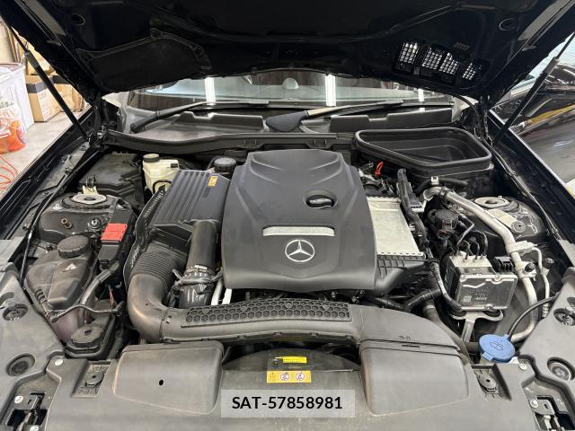 Mercedes Benz SLC 2017-04 7809662-7