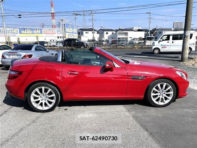 Mercedes Benz SLK 2011-07 7798245-3