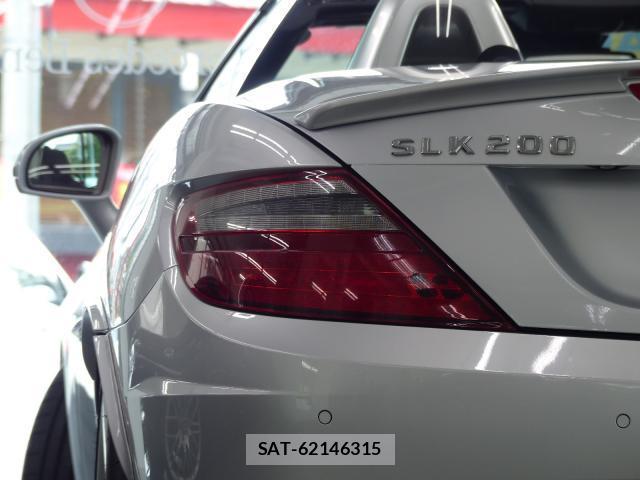 Mercedes Benz SLK 2011-11 7805484-7