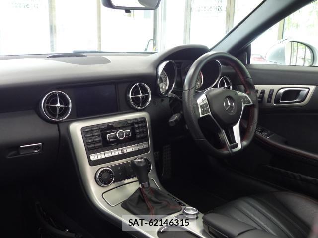 Mercedes Benz SLK 2011-11 7805484-9