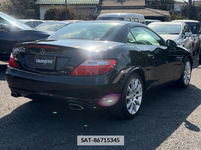 Mercedes Benz SLK 2014-04 7808551-12