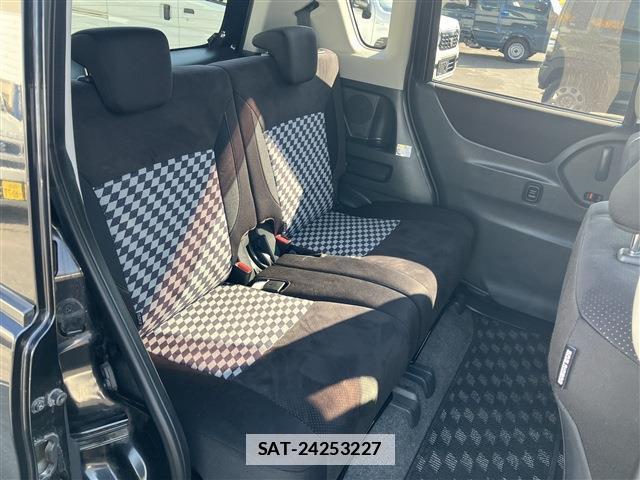 Suzuki SOLIO 2013-05 7797852-10
