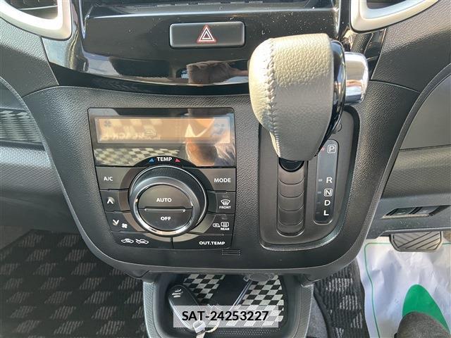 Suzuki SOLIO 2013-05 7797852-15