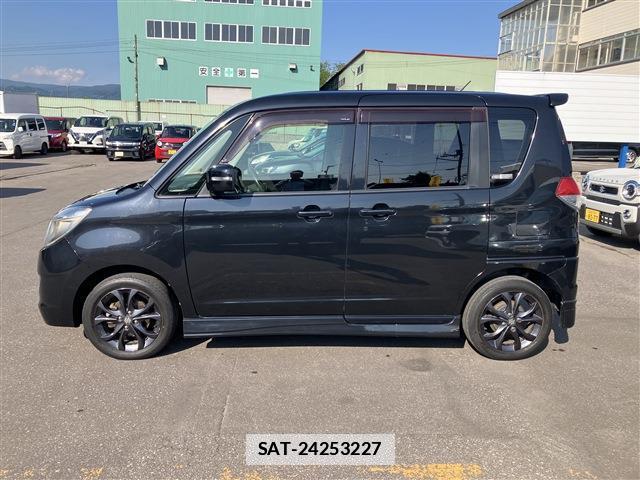Suzuki SOLIO 2013-05 7797852-4
