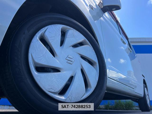 Suzuki SOLIO 2011-03 7799821-13