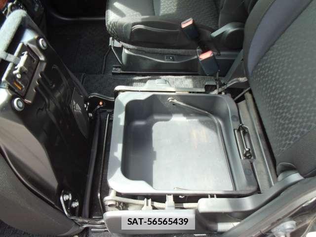 Suzuki SOLIO 2017-01 7810127-11