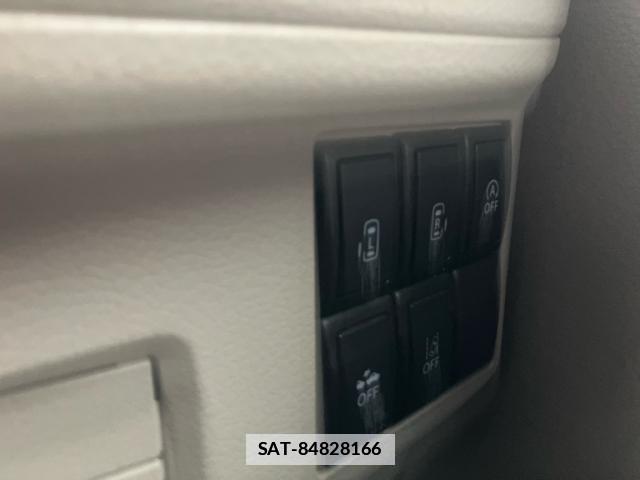 Suzuki SPACIA 2015-11 7799716-18