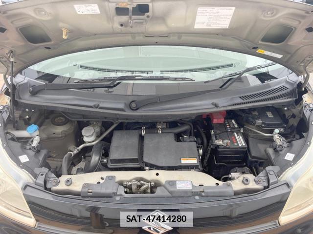 Suzuki SPACIA 2013-10 7806316-17