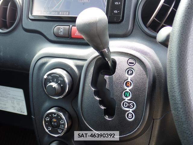 Toyota SPADE 2016-03 7796085-15