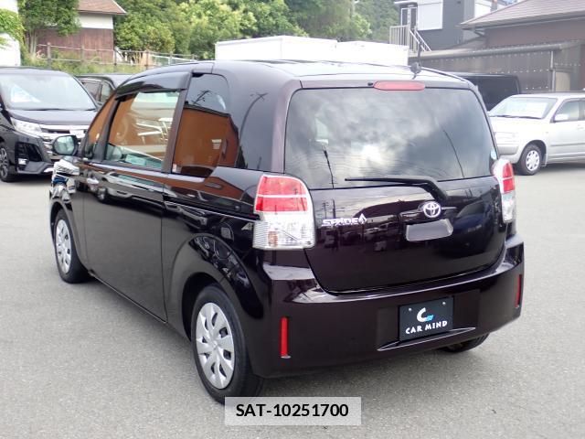 Toyota SPADE 2017-09 7796093-14